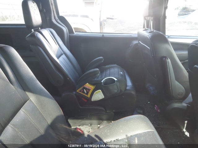 2C4RDGEG4KR719397 Dodge Grand Caravan