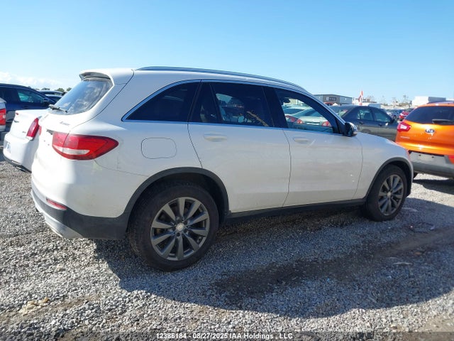 WDC0G4KB5GF024779 Mercedes-Benz m274