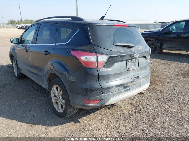 1FMCU9H9XJUC23449 Ford 2018