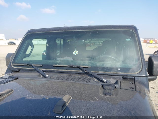 1C4HJXEN1PW559626 Jeep Wrangler 4-door Sahara