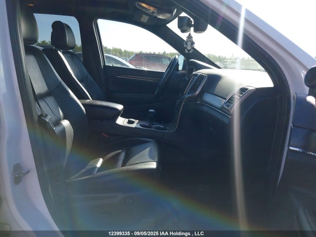1C4RJFBG3FC843926 Jeep Grand Cherokee