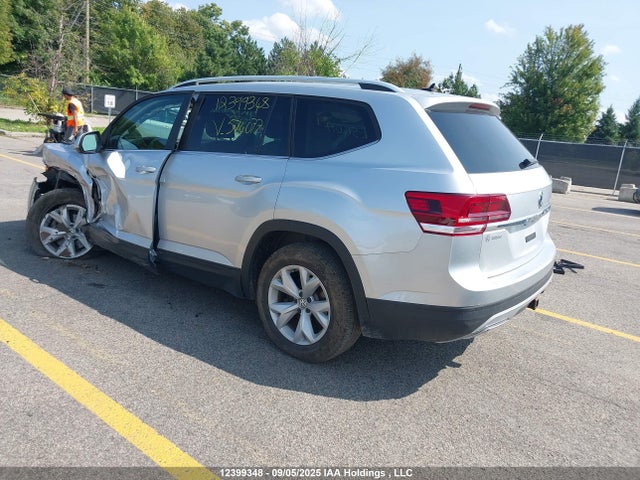 1V2LR2CA4JC514077 Volkswagen fsi