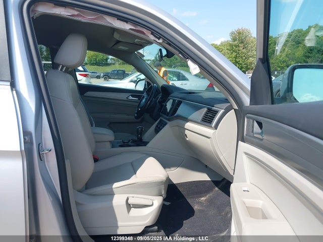 1V2LR2CA4JC514077 Volkswagen fsi