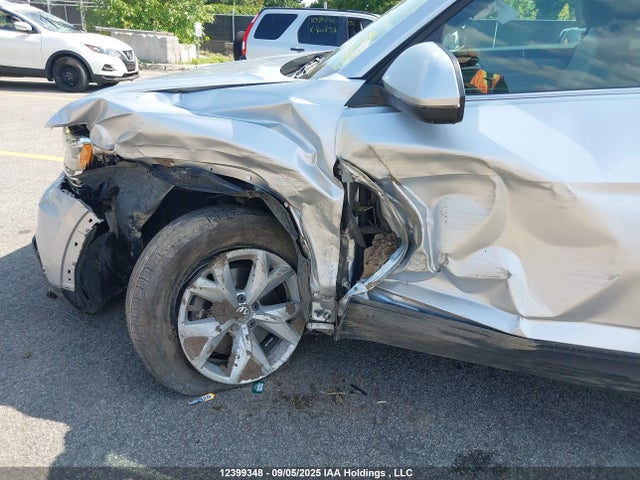 1V2LR2CA4JC514077 Volkswagen fsi