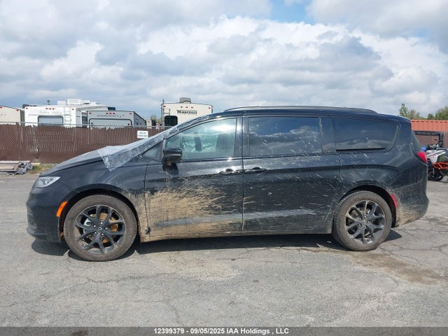 Chrysler 2025 2025 2C4RC1GG3SR603413 Image 14