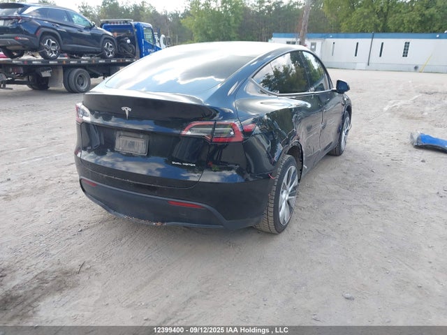 7SAYGDEE4NF518439 Tesla Model Y