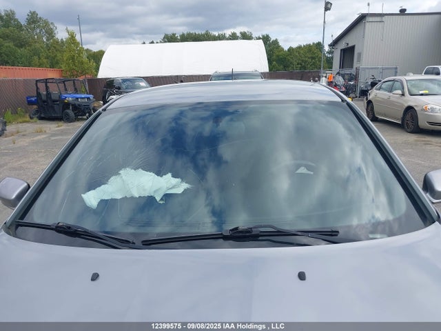 Chrysler 200 2014 1C3CCBBB9EN100840 Image 17