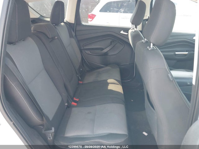 Продажа на аукционе авто 2018 Ford Escape Se, vin: 1FMCU9GD6JUB88916, номер лота: 12399578