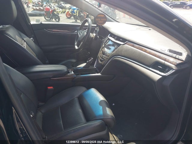 2G61N5S32E9208911 Cadillac lfx