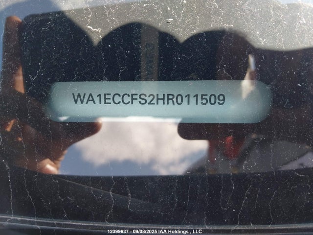 WA1ECCFS2HR011509 Audi Q3 2.0t Komfort