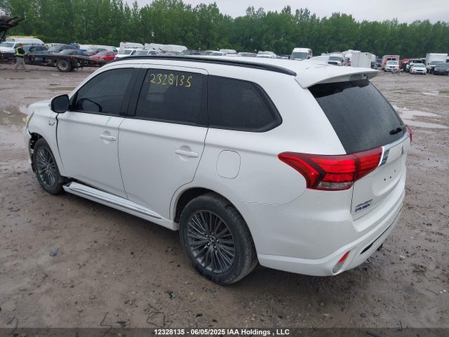 Mitsubishi s61-y61 2022 JA4J2VA79NZ605767 Image 3