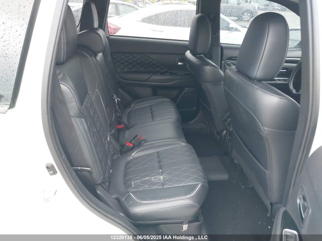 Mitsubishi s61-y61 2022 JA4J2VA79NZ605767 Image 8
