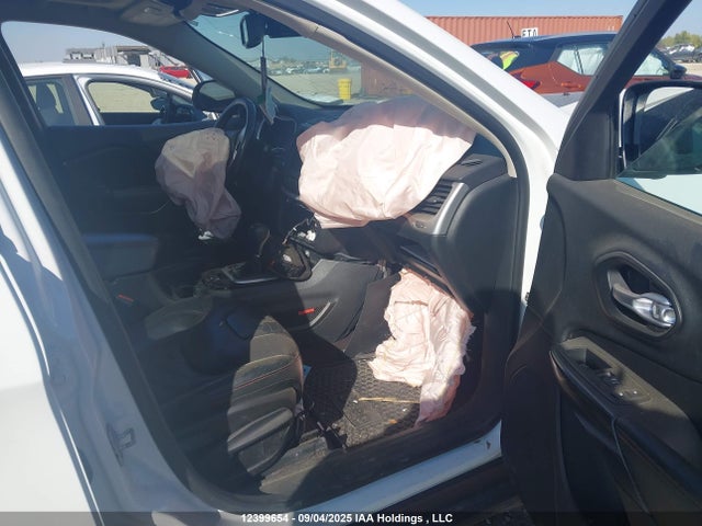 1C4PJMBS5GW256238 Jeep Cherokee