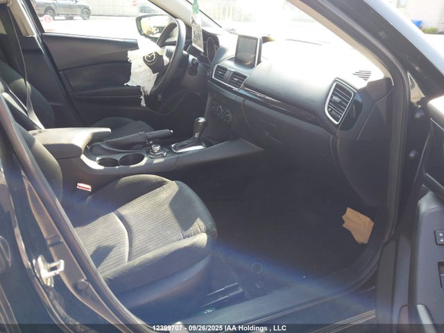 3MZBM1U72GM240567 Mazda pe
