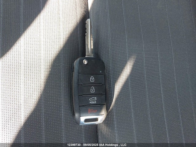 KNAFX4A63G5528884 KIA mpi nu