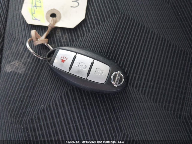 5N1AT2MT7EC800517 Nissan Rogue