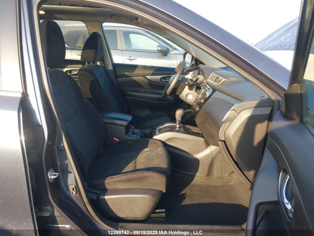 5N1AT2MT7EC800517 Nissan Rogue