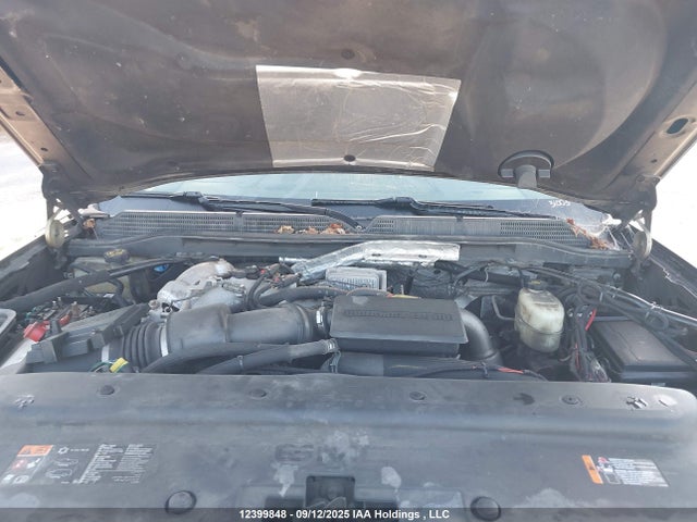 1GT12UEY8JF131003 GMC l5p - direct injection, duramax, gen 5, var 1