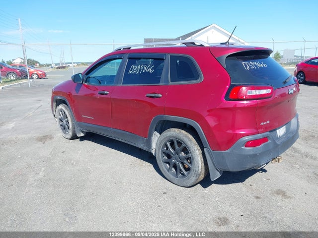1C4PJMAB7GW110764 Jeep Cherokee