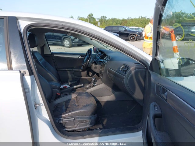 3VWL17AJ2HM230803 Volkswagen 1.8 tsi
