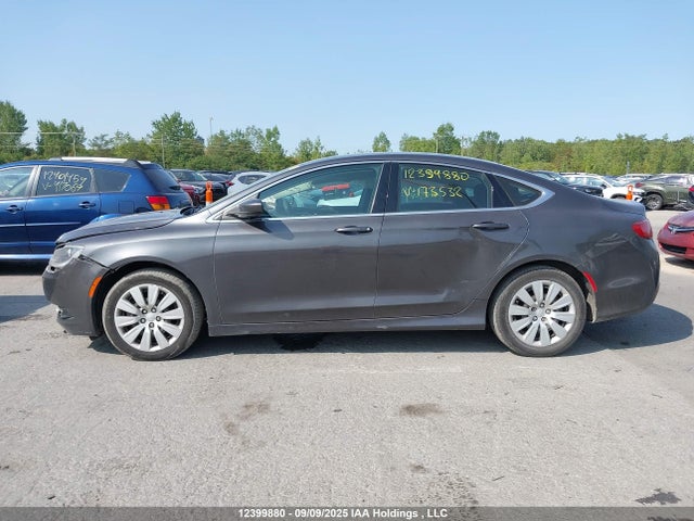 1C3CCCFB7GN173532 Chrysler 200