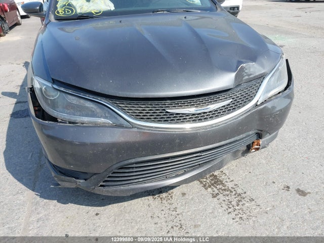 1C3CCCFB7GN173532 Chrysler 200