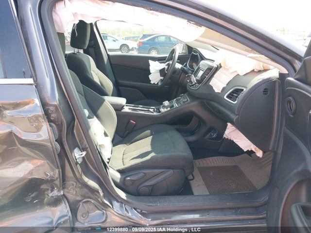 1C3CCCFB7GN173532 Chrysler 200