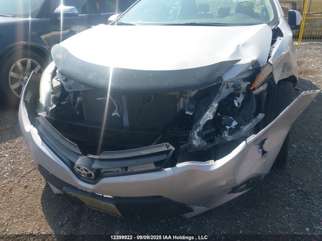 Toyota 2zr-fe 2014 2T1BURHE5EC134209 Image 6