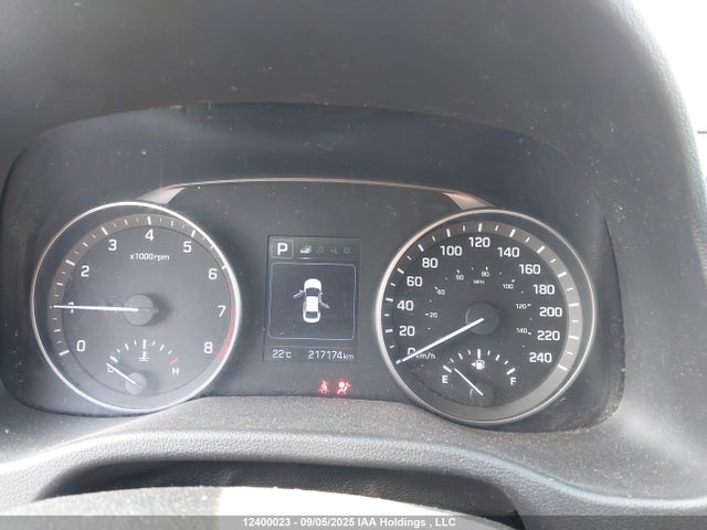 KMHD84LF4HU218010 Hyundai Elantra