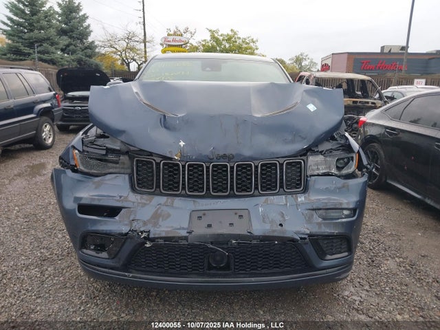 1C4RJFBG8MC684978 Jeep Grand Cherokee