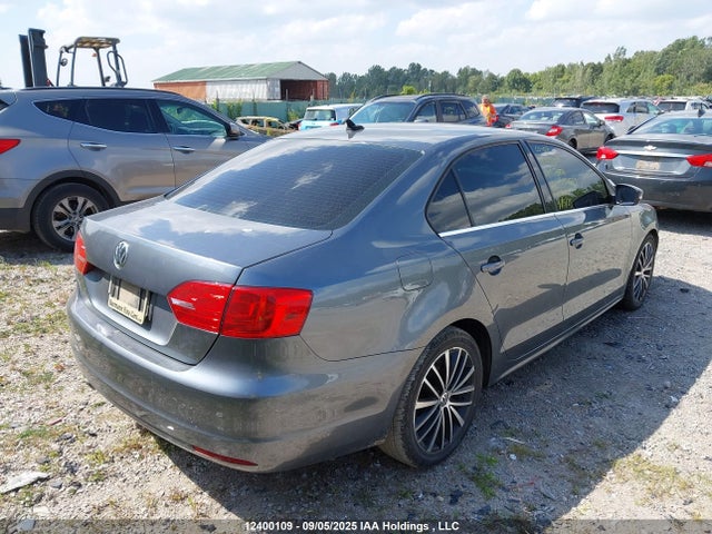 3VWLL7AJ5EM404529 Volkswagen Jetta