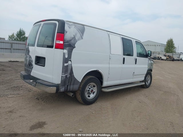 1GTW7AF74N1174610 GMC l8t