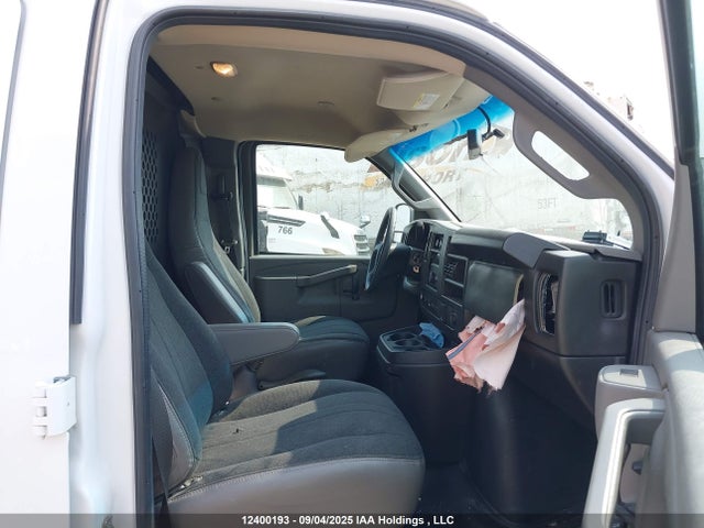 1GTW7AF74N1174610 GMC l8t