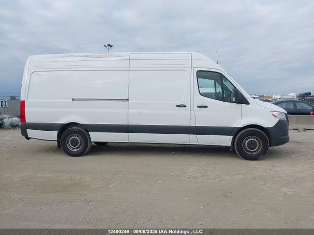 W1Y4KCHY8RP688501 Mercedes-Benz om654