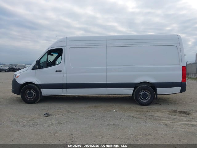 W1Y4KCHY8RP688501 Mercedes-Benz om654
