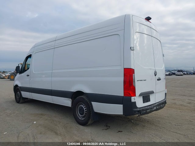 W1Y4KCHY8RP688501 Mercedes-Benz om654