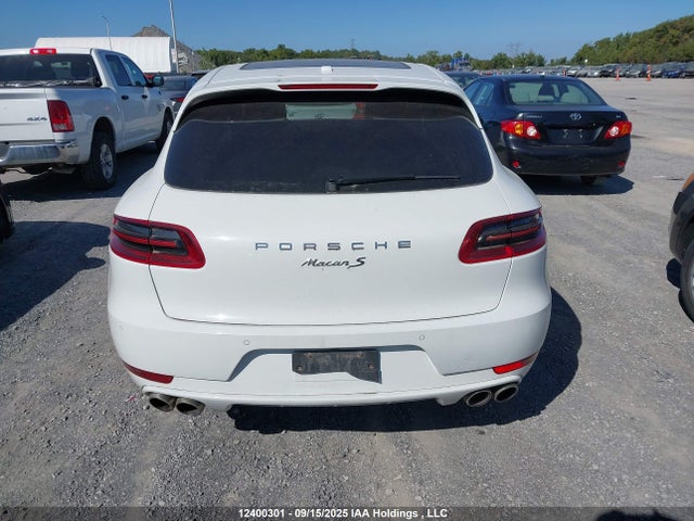 Porsche Macan 2016 WP1AB2A58GLB51034 Image 16