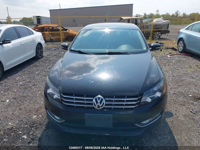 1VWAN7A31EC111909 Volkswagen Passat