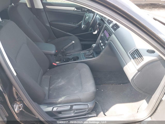1VWAN7A31EC111909 Volkswagen Passat