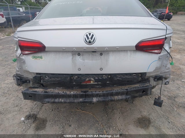 1VWBA7A37MC004684 Volkswagen Passat