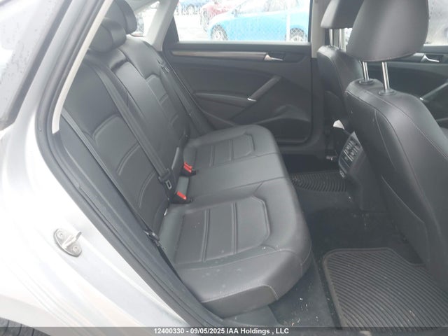 1VWBA7A37MC004684 Volkswagen Passat