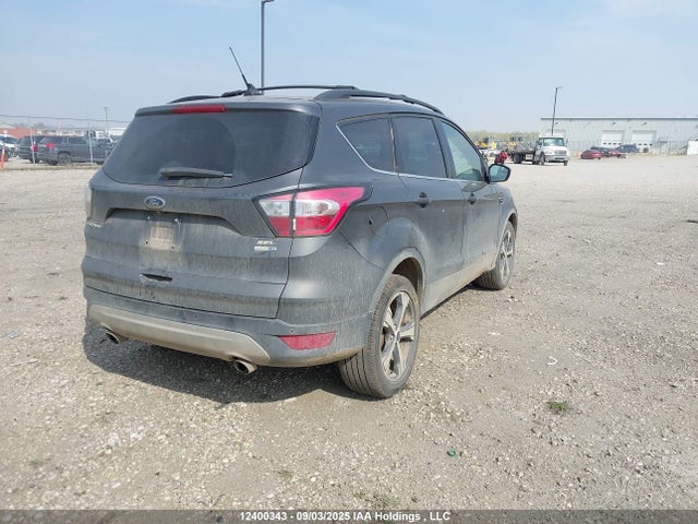 1FMCU9H99JUD10730 Ford 2018