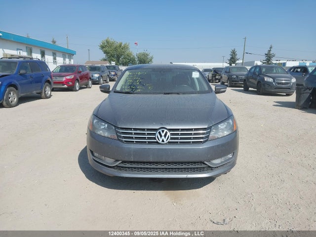 1VWAV7A36FC056164 Volkswagen 2015