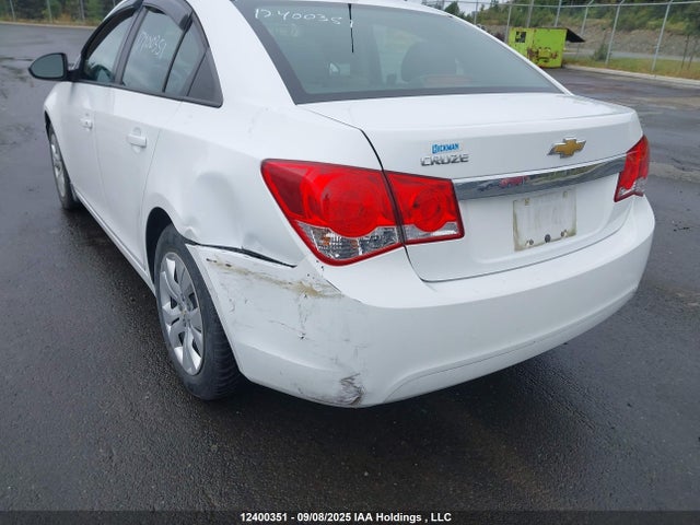 1G1PL5SH0F7262728 Chevrolet luw