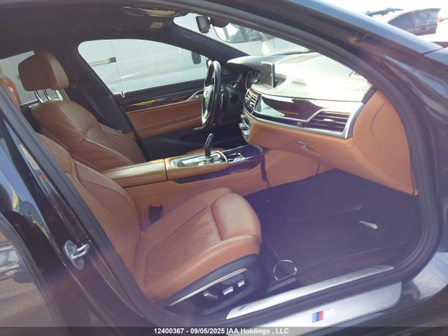BMW 750i 2016 WBA7F2C57GG419770 Image 5