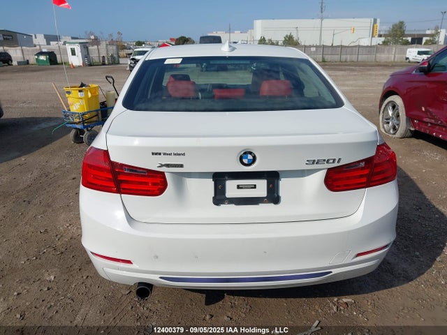 BMW 320i 2015 WBA3C3C57FK203491 Image 16