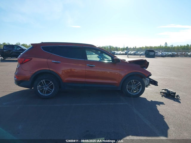 5XYZUDLB4HG451048 Hyundai Santa Fe Sport 2.4 Luxury