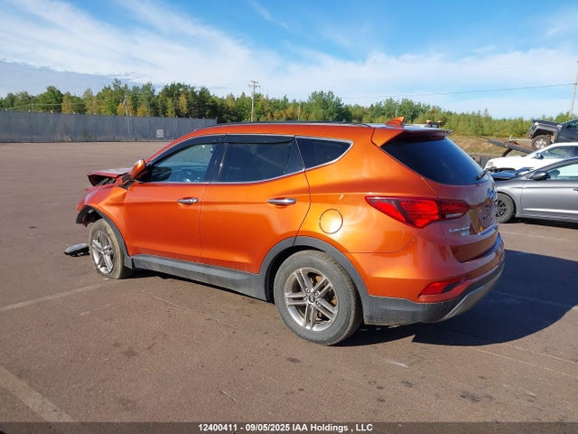 5XYZUDLB4HG451048 Hyundai Santa Fe Sport 2.4 Luxury
