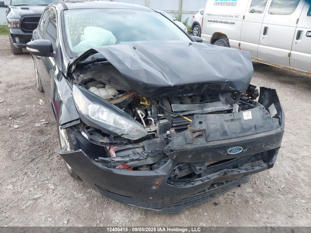Ford Focus 2015 1FADP3K22FL351759 Image 6