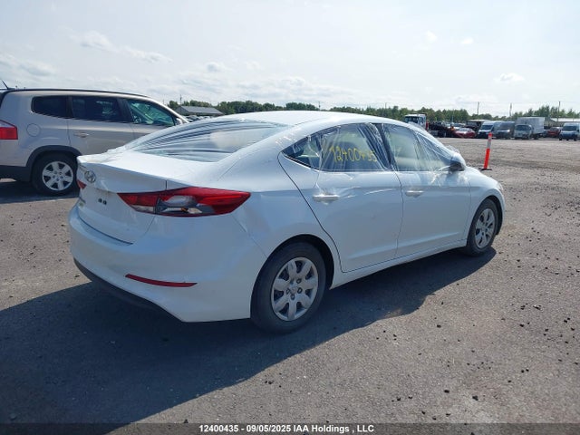 Hyundai Elantra 2017 5NPD74LF2HH110289 Image 4